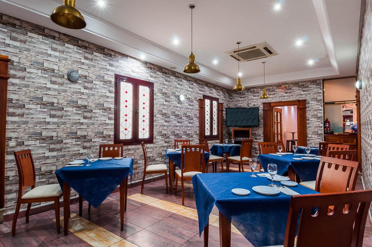 Hotel Victoria Linares  Bagian luar foto