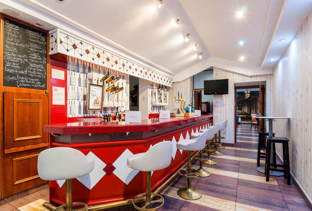 Hotel Victoria Linares  Bagian luar foto