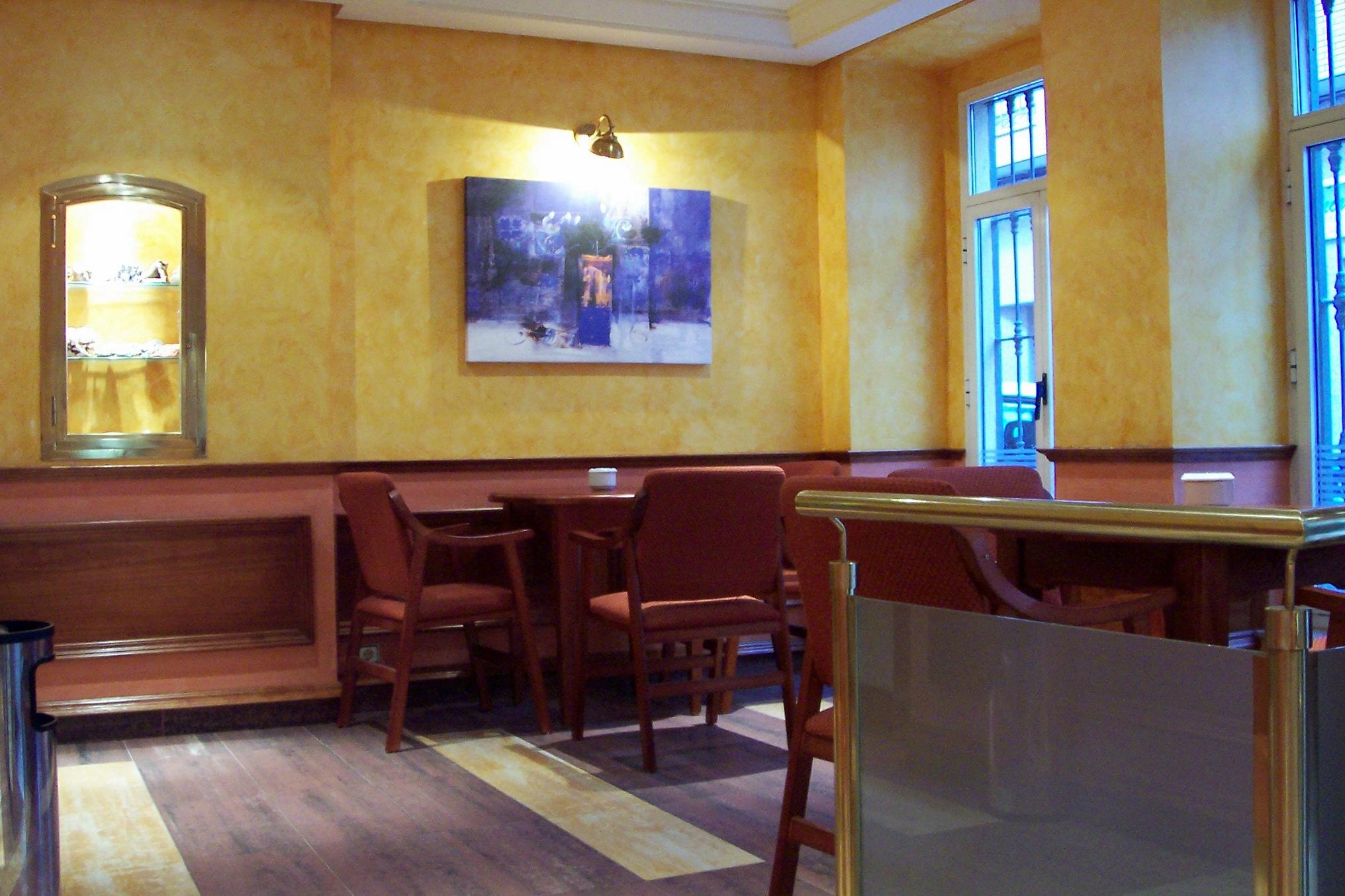 Hotel Victoria Linares  Bagian luar foto