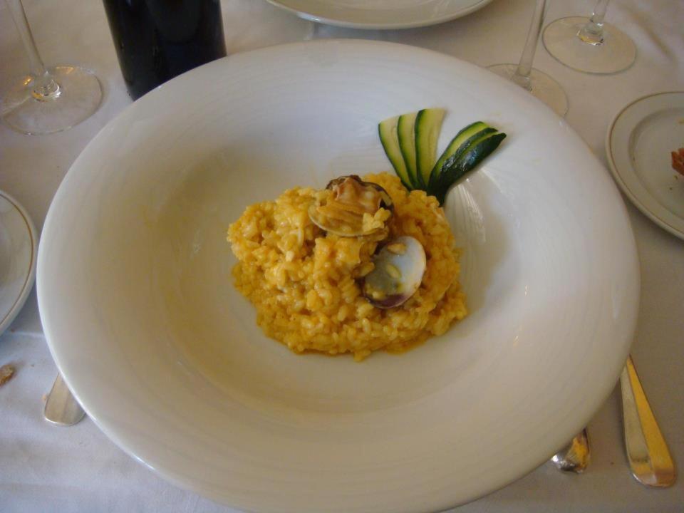 Hotel Victoria Linares  Bagian luar foto