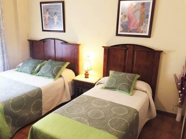 Hotel Victoria Linares  Bagian luar foto